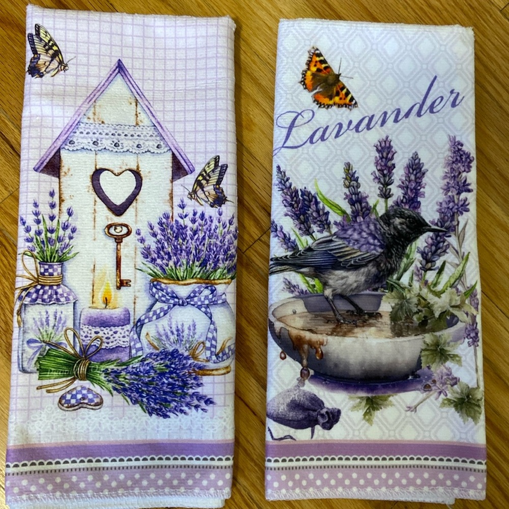 Brand New 2 Lavender Pattern 70x45”large Decorative Kitchen Towels.